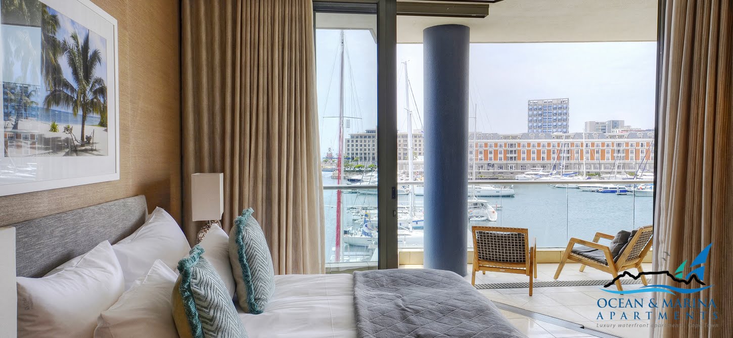 Main Slider - Image 3: Ocean & Marina Apartments: Pembroke, view from lounge.